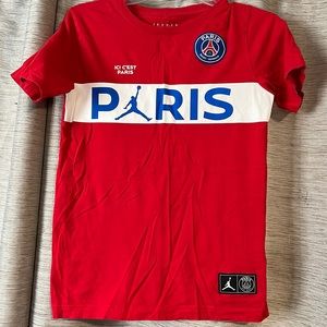 shirt in good condition